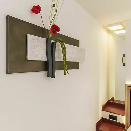 Agora Grand Place Hotel 3*